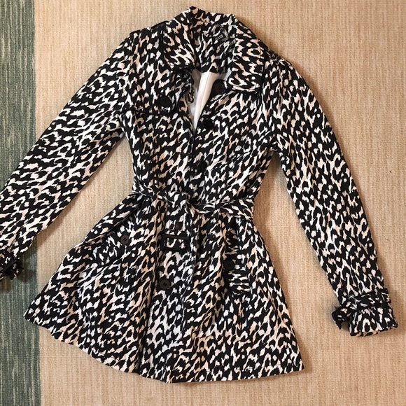 H&M Jackets & Blazers - Black and white trench coat